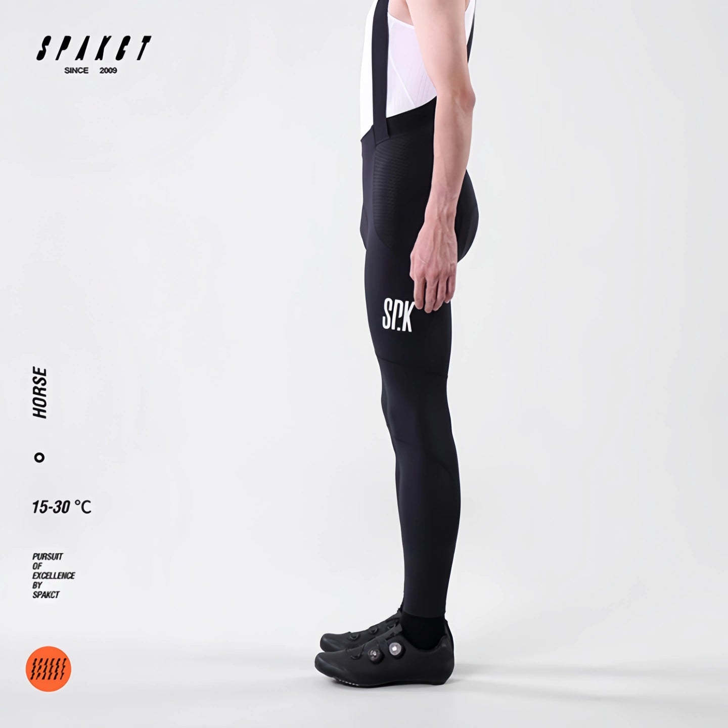Profile view of Spakct Horse men's cycling bib tights, showing sleek aerodynamic side silhouette and leg alignment.